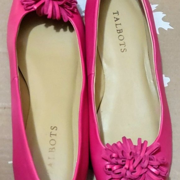 Talbots Pom Pom Ballet Flats "Stella" Leather Slip On Sz 7 ~ EUC - Picture 4 of 10